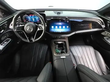 2024 Mercedes-Benz E-Класс с пробегом 43 561 км