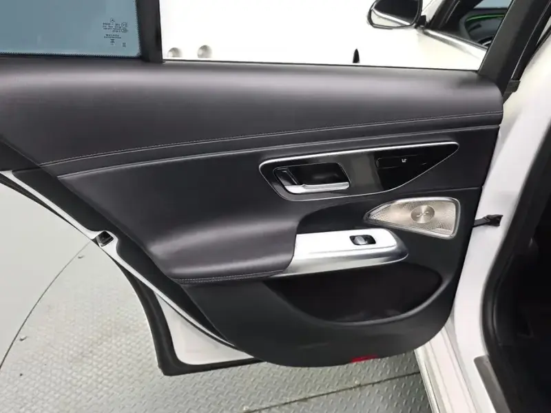 2024 Mercedes-Benz E-Класс с пробегом 43 561 км