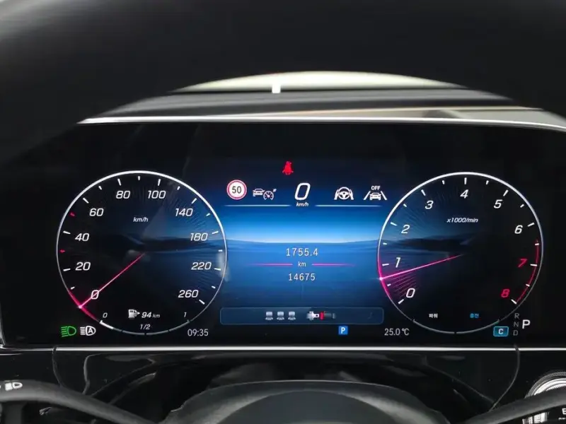 2025 Mercedes-Benz E-Класс с пробегом 14 675 км