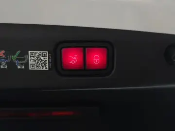 2024 Mercedes-Benz E-Класс с пробегом 24 656 км