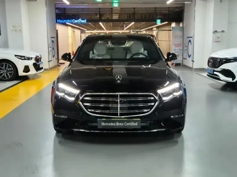 2025 Mercedes-Benz E-Класс с пробегом 6 910 км