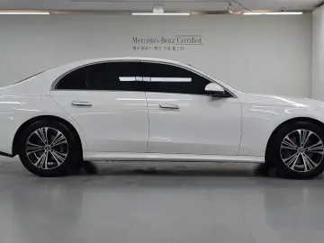 2025 Mercedes-Benz E-Класс с пробегом 10 148 км