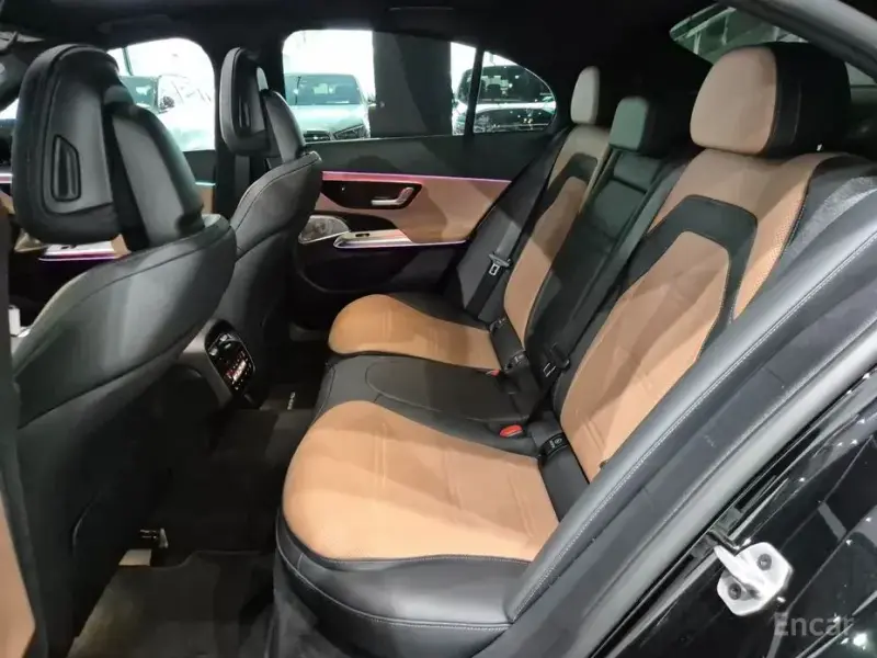 2025 Mercedes-Benz E-Класс с пробегом 3 877 км