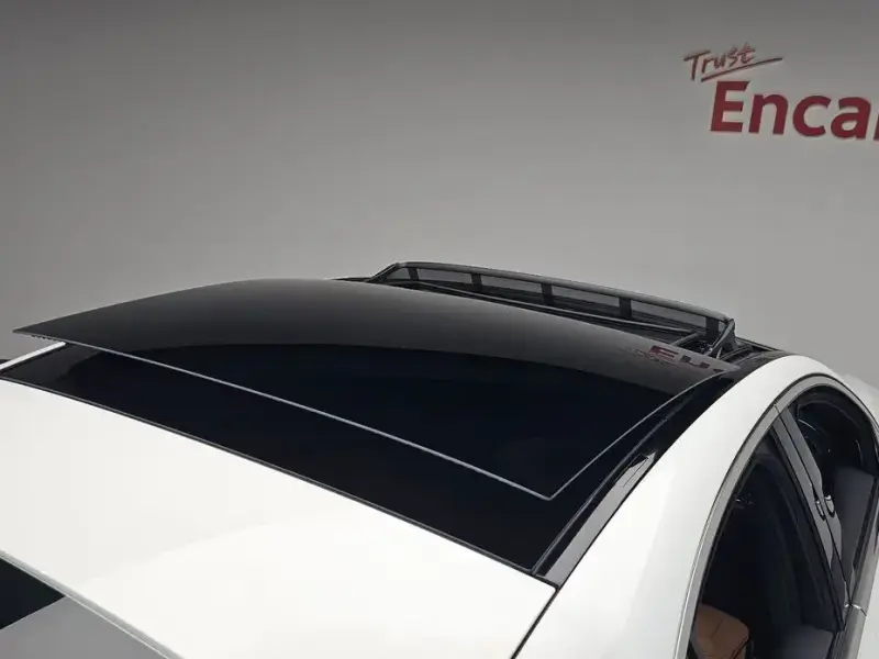 2025 Mercedes-Benz E-Класс с пробегом 13 794 км