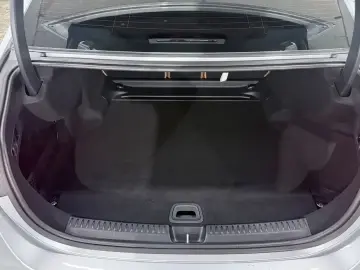 2024 Mercedes-Benz E-Класс с пробегом 19 821 км