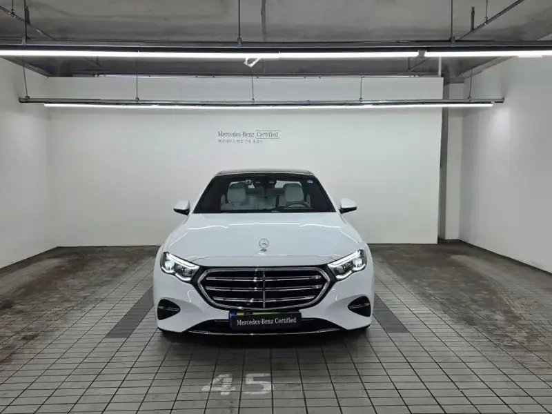 2025 Mercedes-Benz E-Класс с пробегом 9 470 км