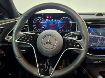 2025 Mercedes-Benz E-Класс с пробегом 13 099 км