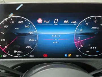 2025 Mercedes-Benz E-Класс с пробегом 6 171 км