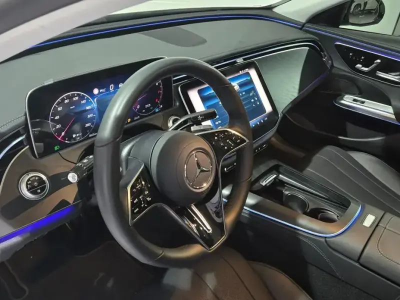 2025 Mercedes-Benz E-Класс с пробегом 9 473 км