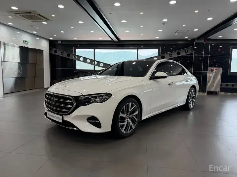 2024 Mercedes-Benz E-Класс с пробегом 32 794 км
