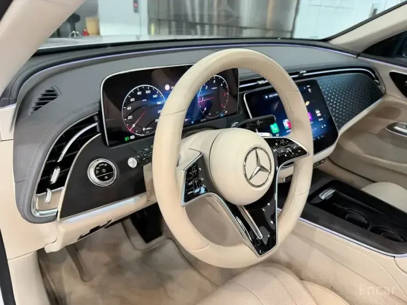 2024 Mercedes-Benz E-Класс с пробегом 32 794 км