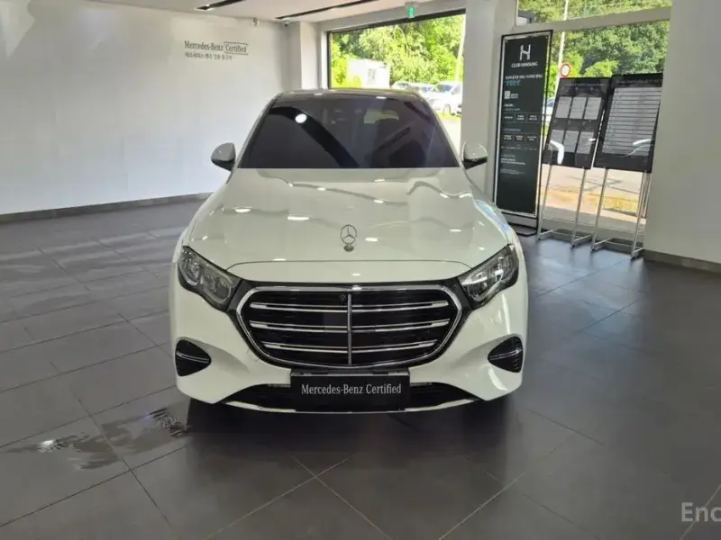2024 Mercedes-Benz E-Класс с пробегом 19 122 км