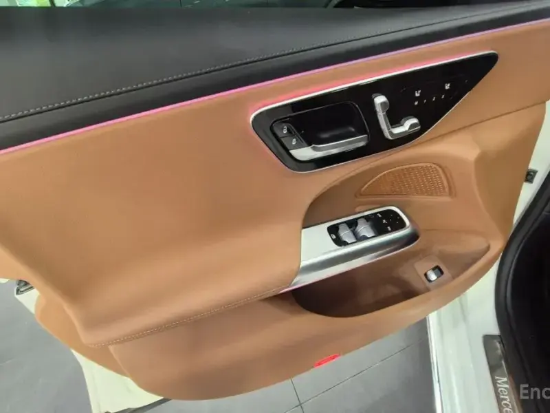 2024 Mercedes-Benz E-Класс с пробегом 19 122 км