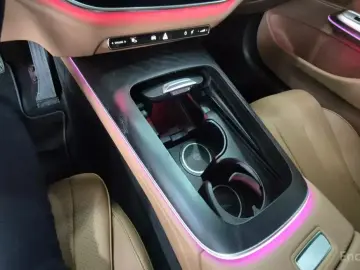 2024 Mercedes-Benz E-Класс с пробегом 19 122 км
