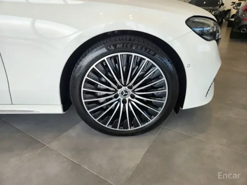 2025 Mercedes-Benz E-Класс с пробегом 7 886 км