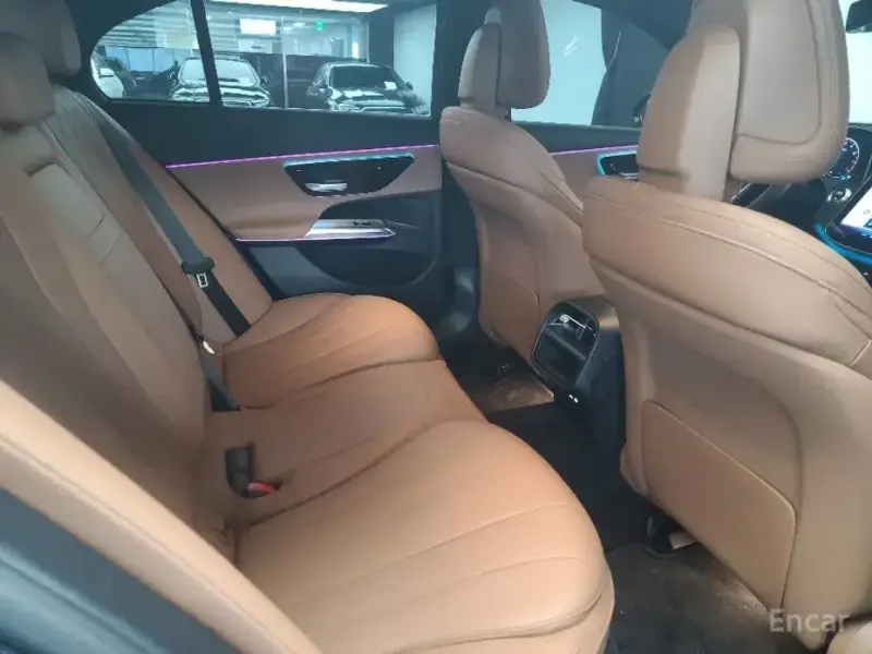 2026 Mercedes-Benz E-Класс с пробегом 3 393 км