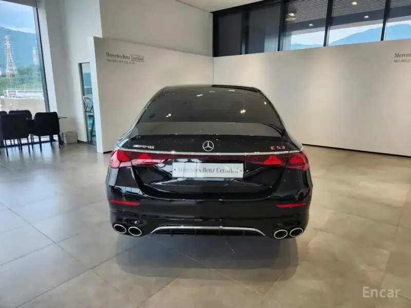 2025 Mercedes-Benz E-Класс с пробегом 3 045 км