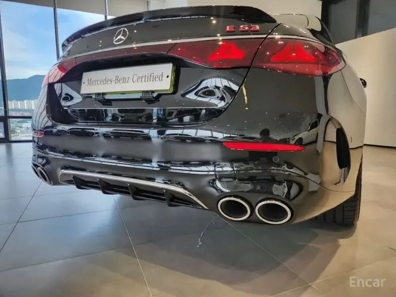 2025 Mercedes-Benz E-Класс с пробегом 3 045 км