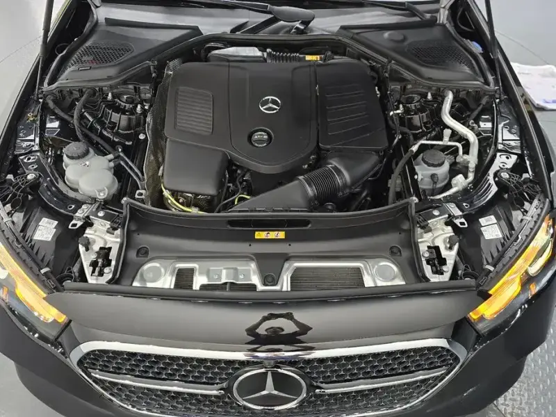2025 Mercedes-Benz E-Класс с пробегом 11 185 км