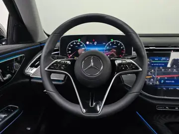 2025 Mercedes-Benz E-Класс с пробегом 11 185 км