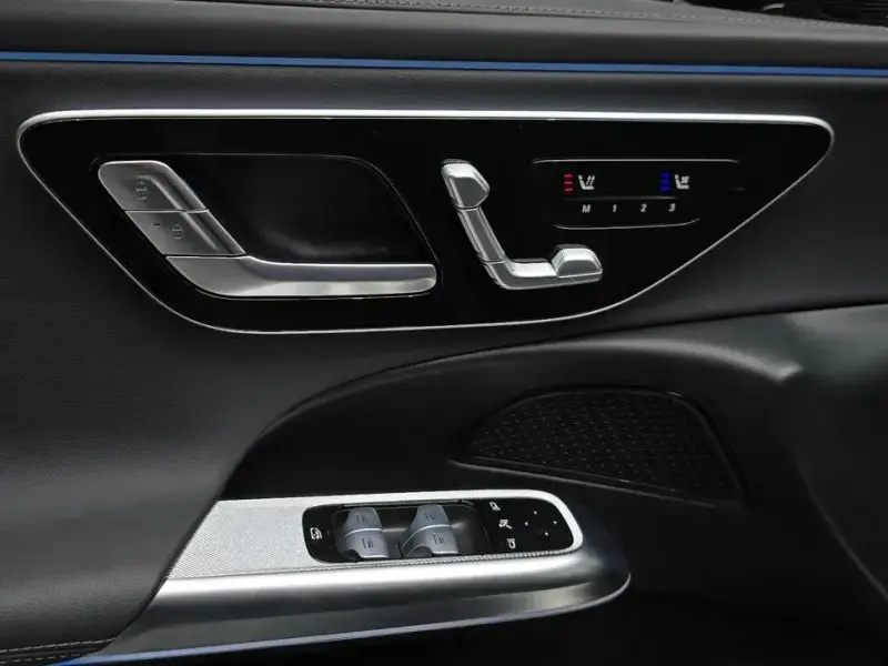 2025 Mercedes-Benz E-Класс с пробегом 11 185 км