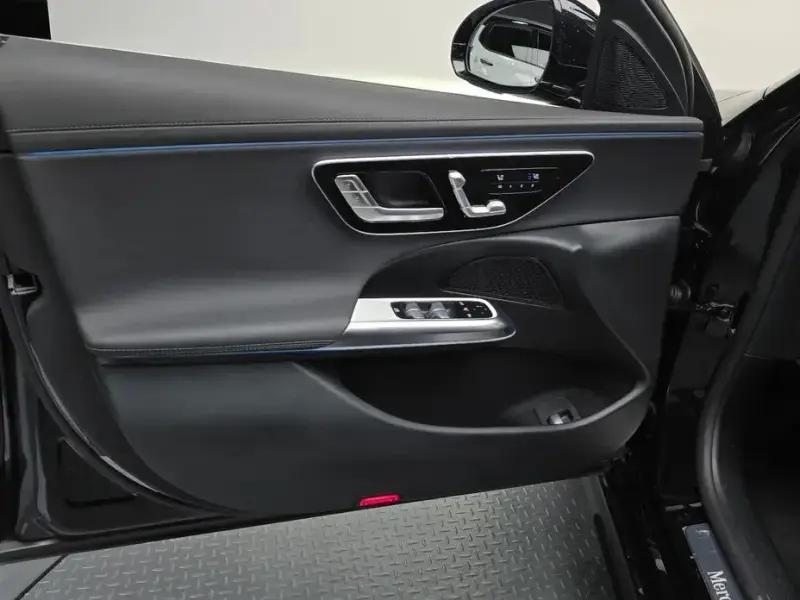 2025 Mercedes-Benz E-Класс с пробегом 11 185 км
