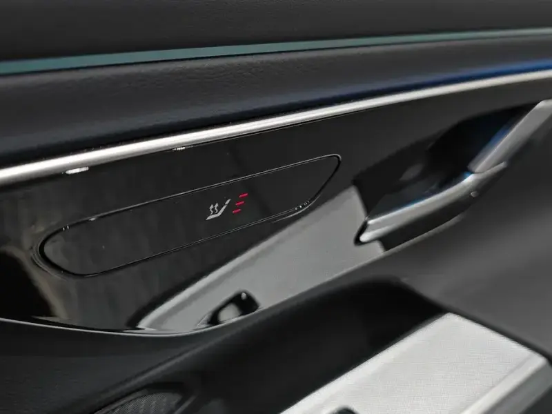 2025 Mercedes-Benz E-Класс с пробегом 11 185 км