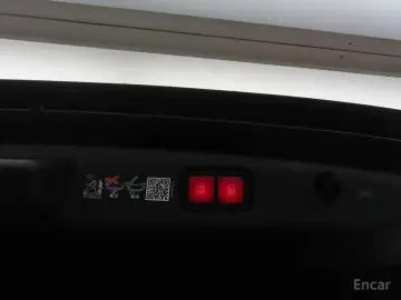 2025 Mercedes-Benz E-Класс с пробегом 7 340 км