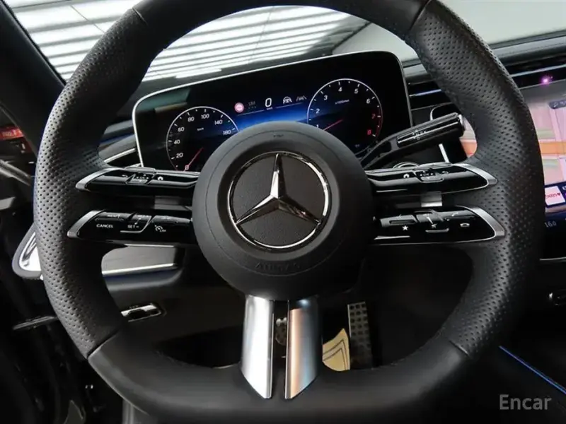 2025 Mercedes-Benz E-Класс с пробегом 9 137 км