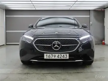 2025 Mercedes-Benz E-Класс с пробегом 11 212 км