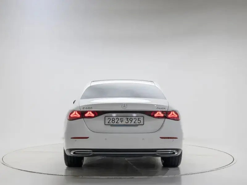 2025 Mercedes-Benz E-Класс с пробегом 8 879 км