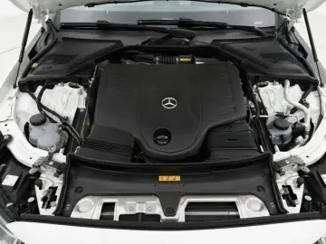 2025 Mercedes-Benz E-Класс с пробегом 8 272 км