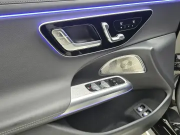 2025 Mercedes-Benz E-Класс с пробегом 5 011 км
