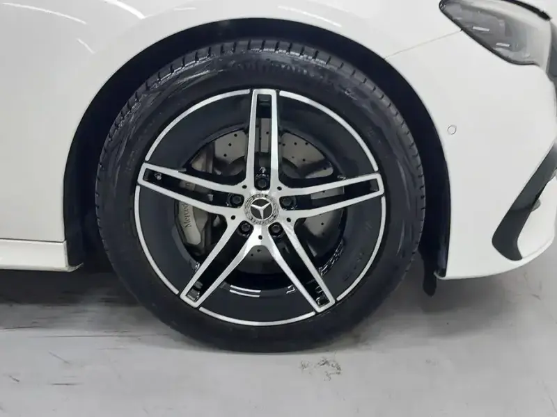 2024 Mercedes-Benz E-Класс с пробегом 21 531 км