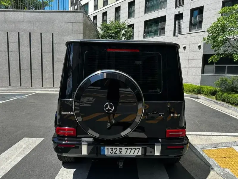 2025 Mercedes-Benz G-Класс с пробегом 15 700 км