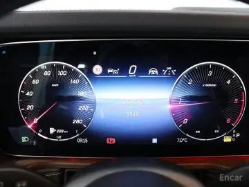 2025 Mercedes-Benz G-Класс с пробегом 5 550 км