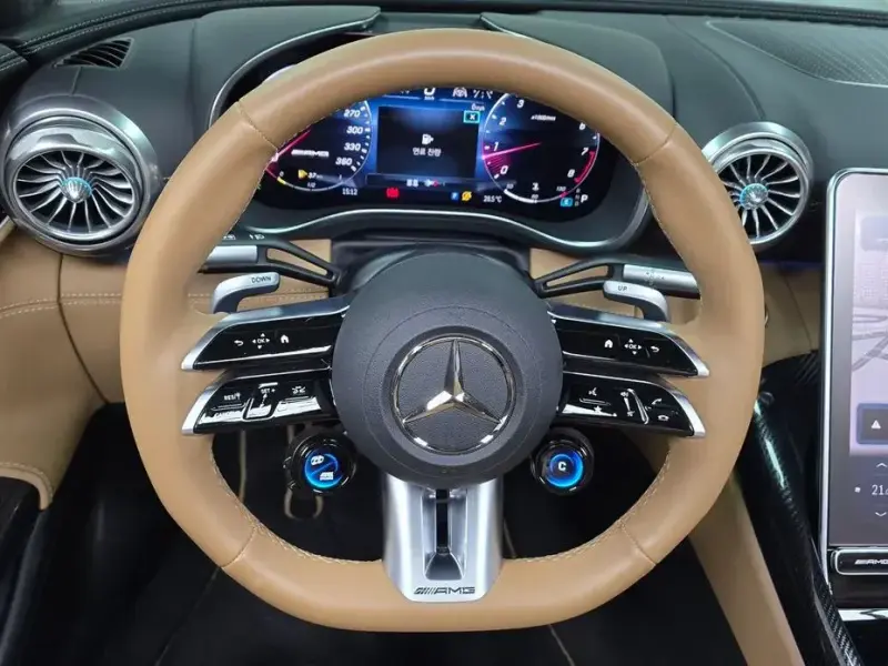 2024 Mercedes-Benz SL-Класс AMG с пробегом 2 767 км