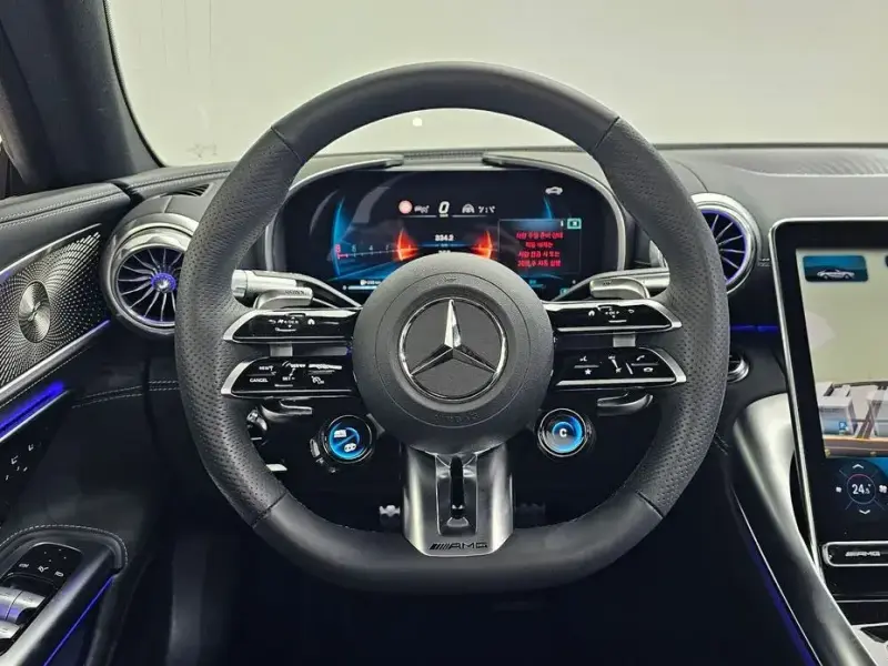 2025 Mercedes-Benz SL-Класс AMG с пробегом 356 км