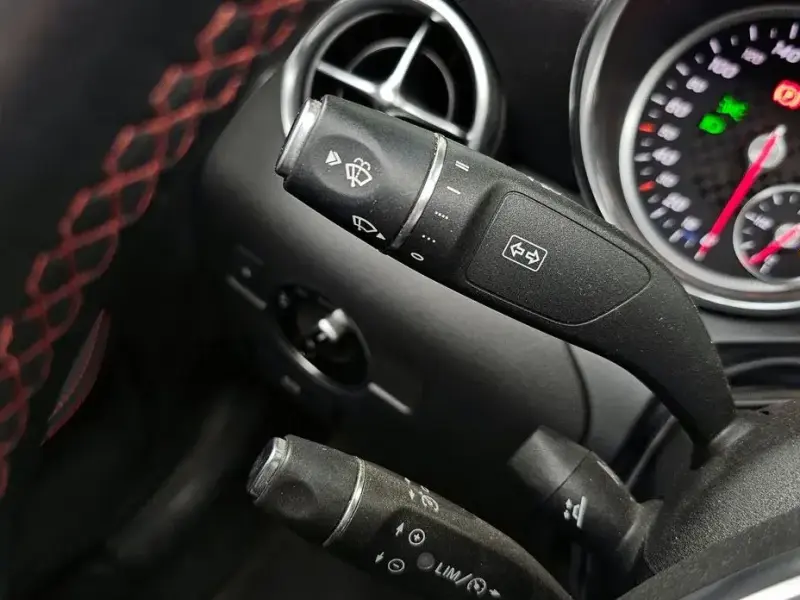2018 Mercedes-Benz SLC с пробегом 74 218 км