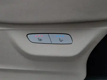 2022 Mercedes-Benz V-Класс с пробегом 83 703 км
