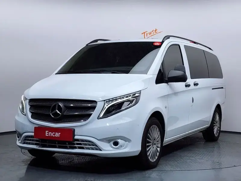 2020 Mercedes-Benz V-Класс с пробегом 35 099 км