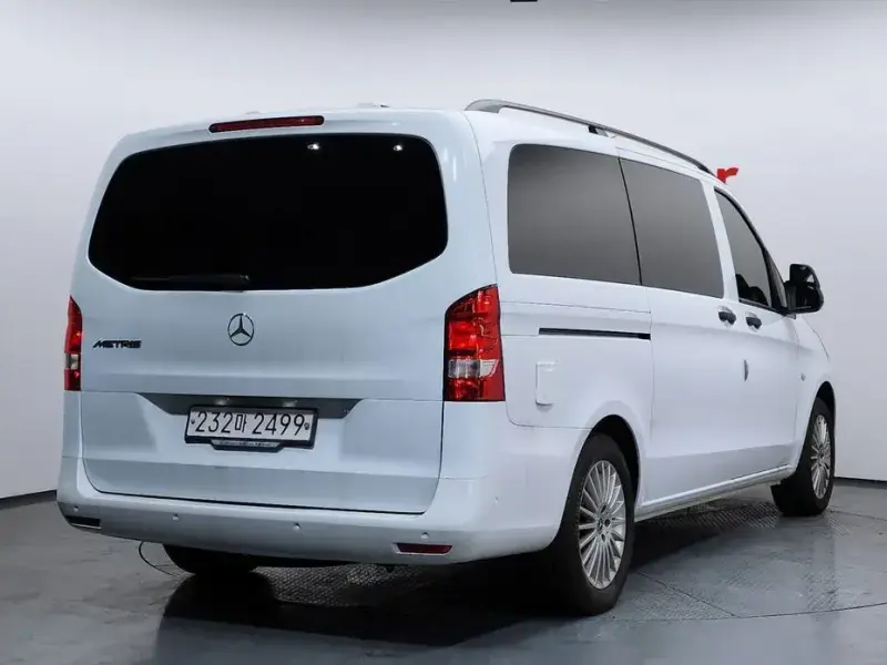 2020 Mercedes-Benz V-Класс с пробегом 35 099 км