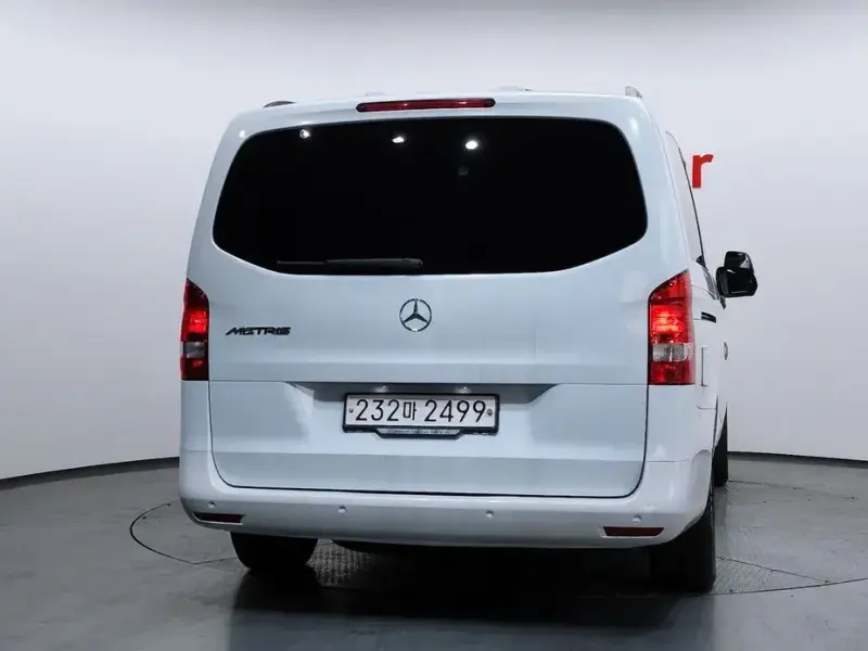 2020 Mercedes-Benz V-Класс с пробегом 35 099 км