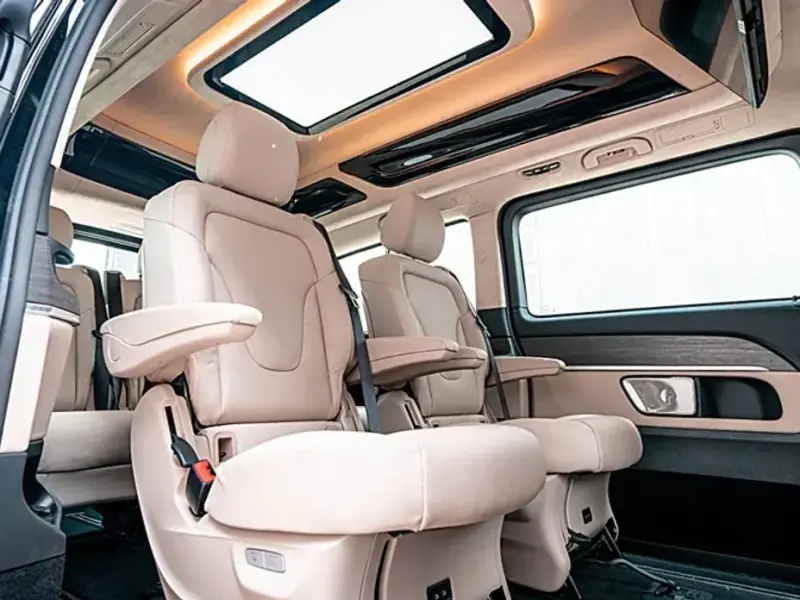 2025 Mercedes-Benz V-Класс с пробегом 19 км