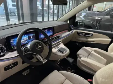 2025 Mercedes-Benz V-Класс с пробегом 28 км