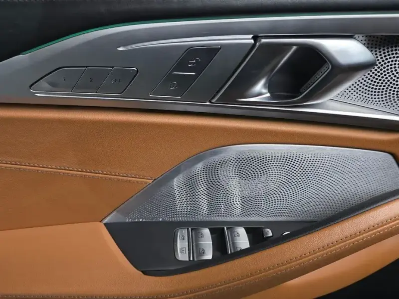 2020 BMW 8 серии с пробегом 103 213 км