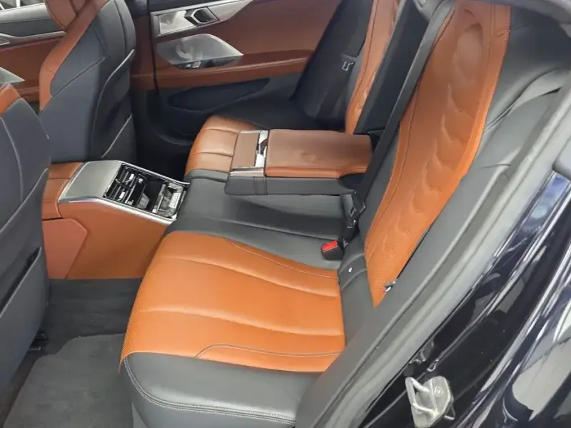 2021 BMW 8 серии с пробегом 108 468 км