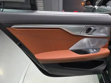 2022 BMW 8 серии с пробегом 32 007 км