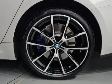 2020 BMW 8 серии с пробегом 12 912 км