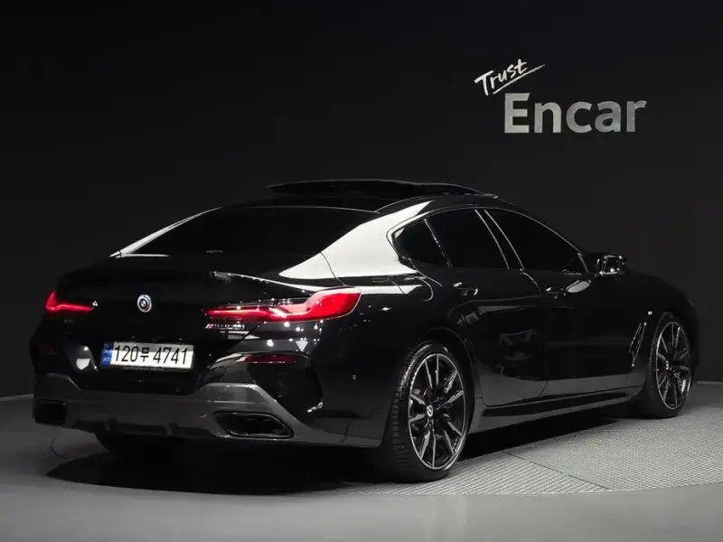 2023 BMW 8 серии с пробегом 56 858 км